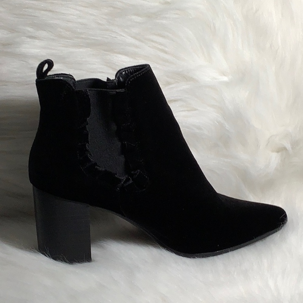 LIKE NEW 14th & Union “Blaine” Black Velvet Ankle Booties